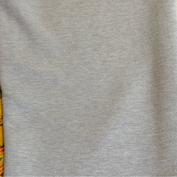 The North Face Woman’s cropped drawstring sweat pants - Picture 5 of 9